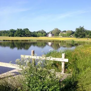 Chateau Du Golf De La Freslonniere Frühstückspension